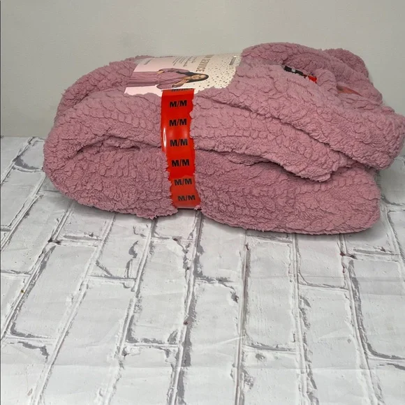 Room Service Cozy Pink Wrap Robe - Picture 4 of 6